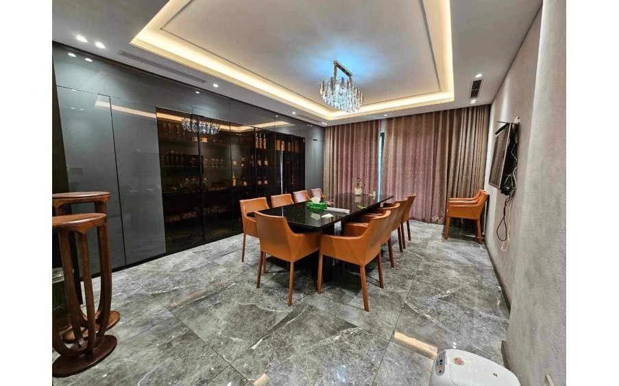Cho thuê MBKD mặt phố Nguyễn Văn Lộc, DT 68m, 5tầng - Mt 4.5m - Giá 50 Triệu (ctl)